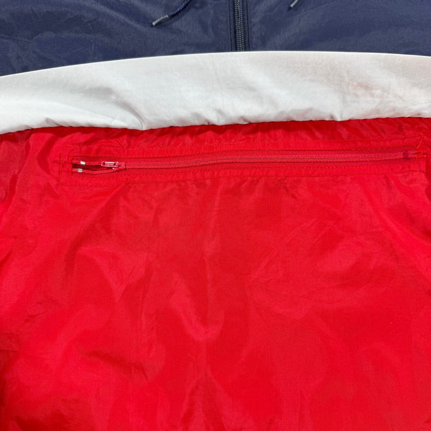Middle front zipper 