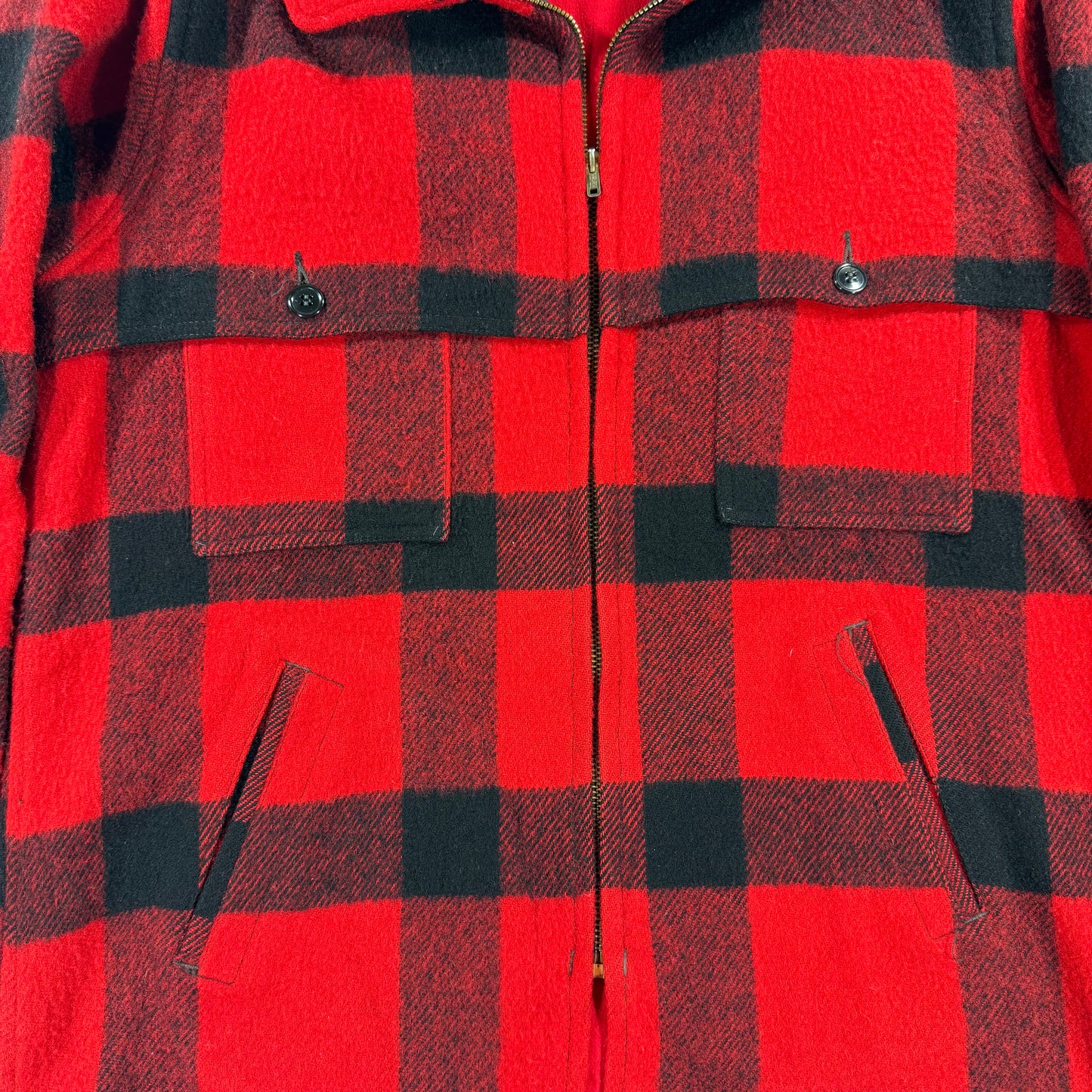 Front zipper and pockets