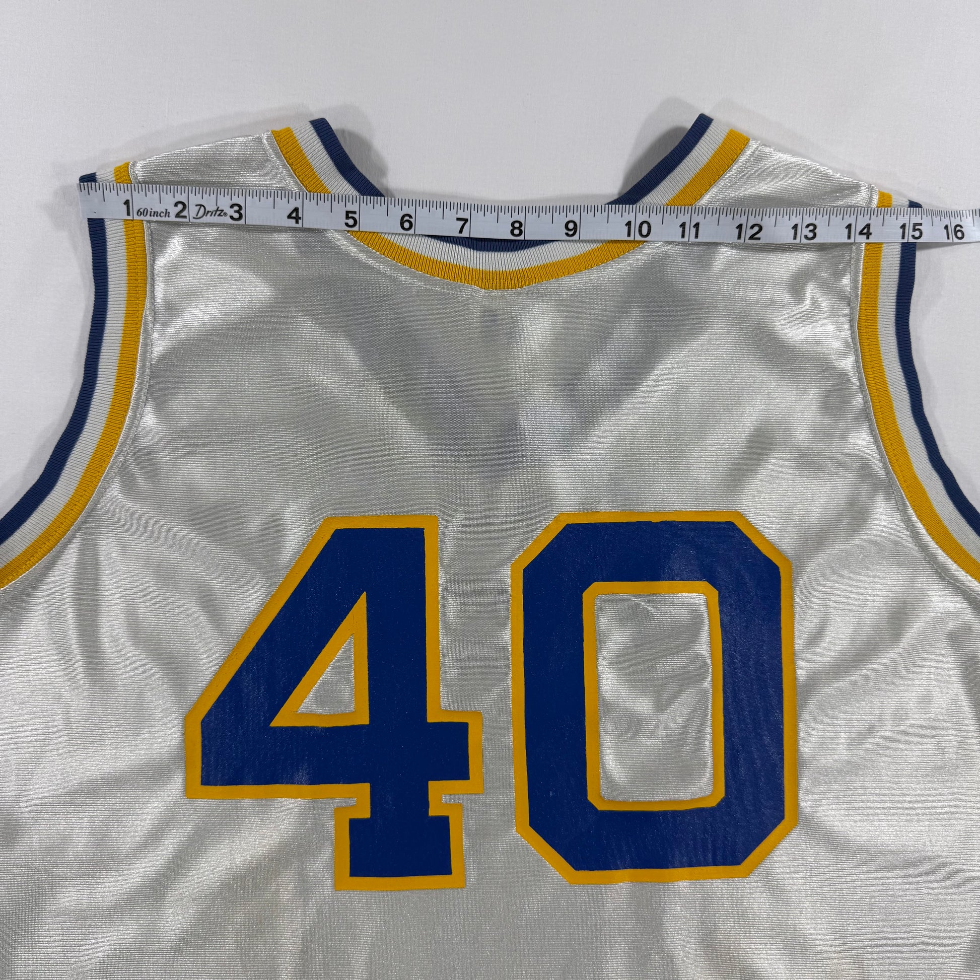 Printed number 40 on back